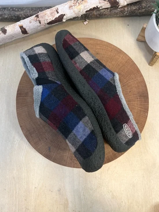 KEEN Howser Slide Plaid Wool Slip-On Clogs - Multi/Blue - Size 9 - Picture 11 of 14